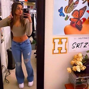 Hollister Flared Leg Low Rise Ripped Jeans Size 26 W